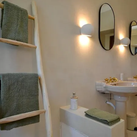 Villa Magnifique Bastide Provencale Avec Piscine Entierement Privatisee Beaucaire (Gard)