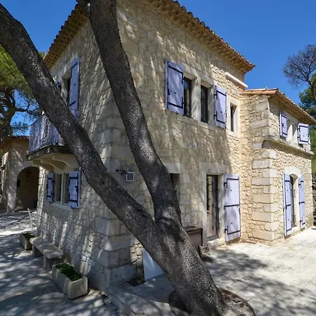 Magnifique Bastide Provencale Avec Piscine Entierement Privatisee