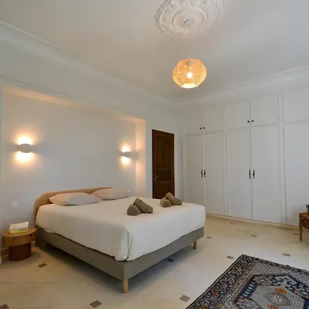 Villa Magnifique Bastide Provencale Avec Piscine Entierement Privatisee Beaucaire (Gard)