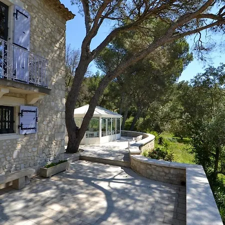Magnifique Bastide Provencale Avec Piscine Entierement Privatisee * Beaucaire (Gard)