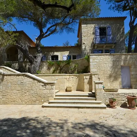 Villa Magnifique Bastide Provencale Avec Piscine Entierement Privatisee Beaucaire (Gard)