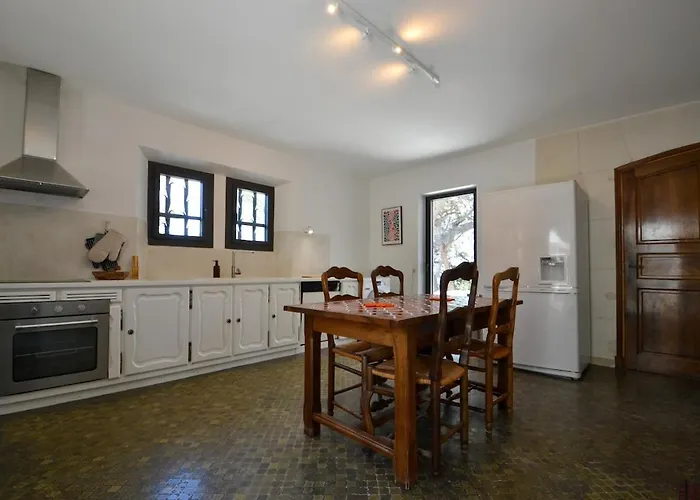 Magnifique Bastide Provençale Avec Piscine Entièrement Privatisée Villa